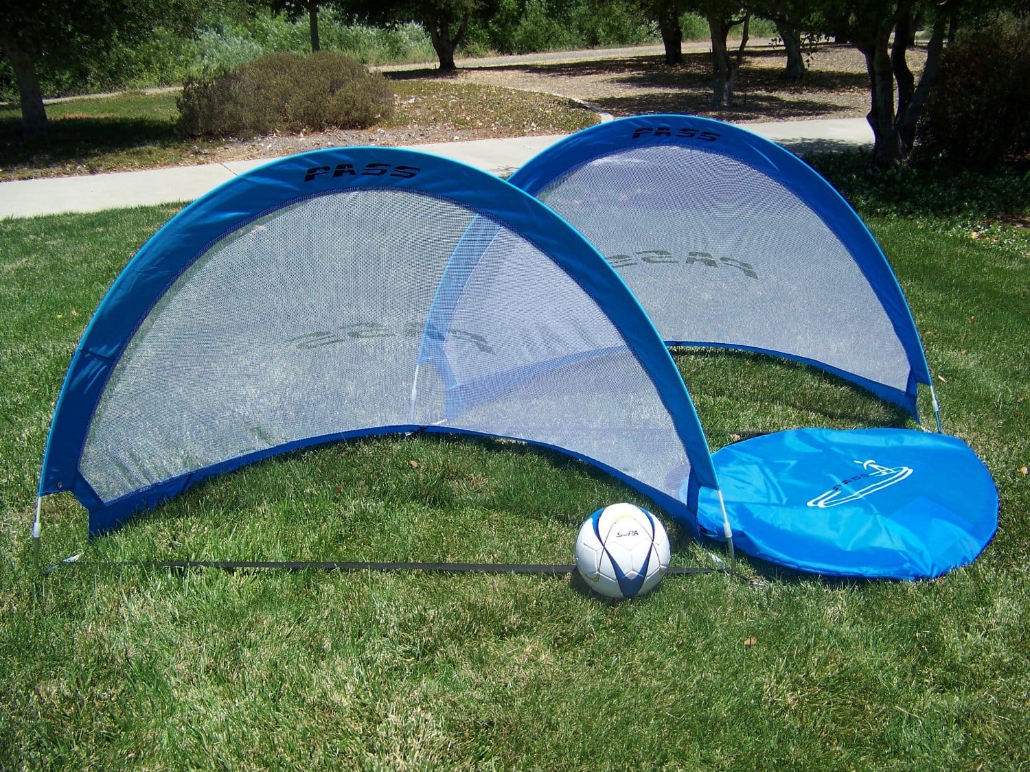 Vallerta - Portable 4 and 5 ft Foldable Soccer Goals With Carry Bag - Image 7