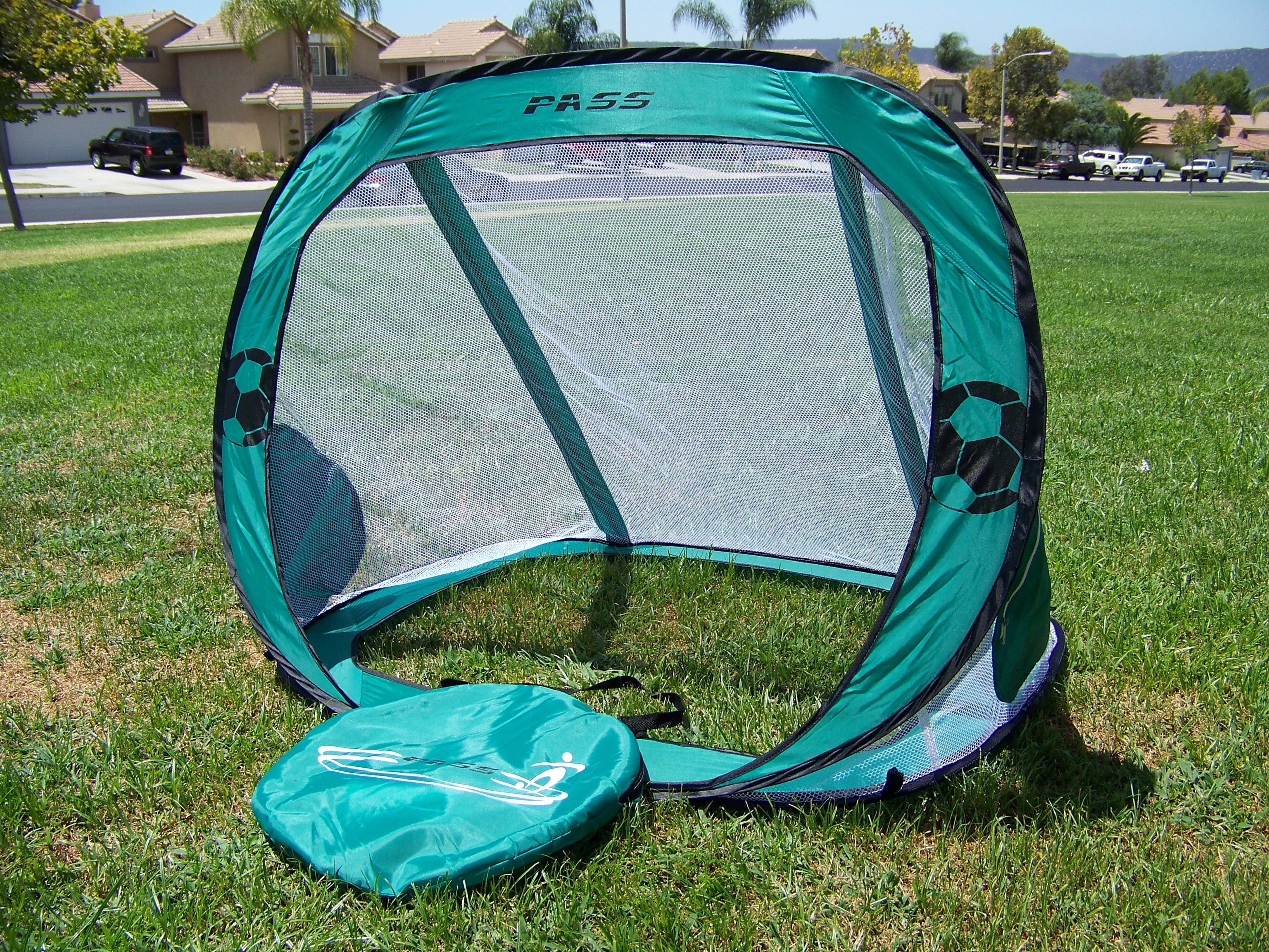 Vallerta - Portable 5x3 & 4x3 ft Foldable Soccer Goals With Carry Bag - Image 14